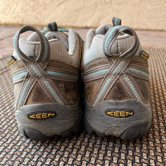 Keen Waterproof Hiking Shoes Women’s Size 7.5 38 - Picture 3 of 11
